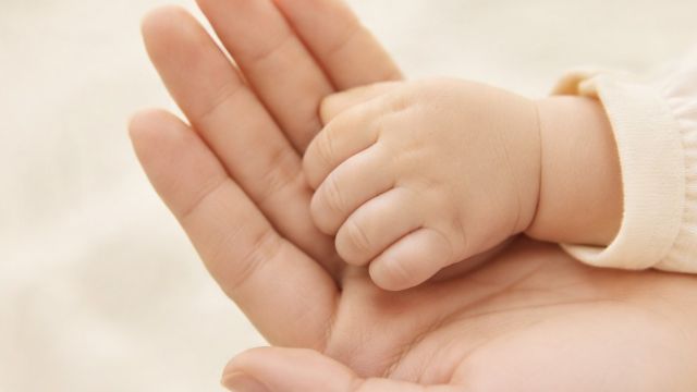 영화 예고편 11번째 장면 — 엄마 아빠와 함께